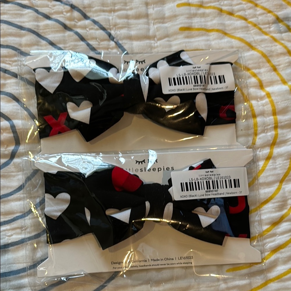 Little Sleepies XOXO Valentine Bow
